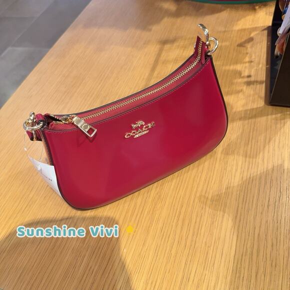 NWT Coach Teri Shoulder Bag Crossbody In Spazzolato Leather cv938 Ruby Gold - Picture 7 of 9